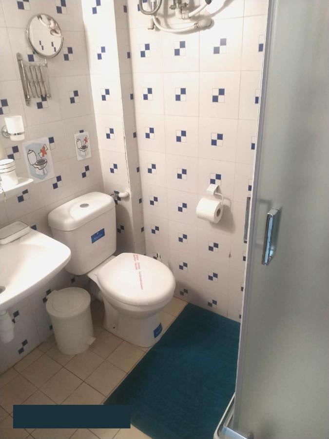 Hotel Agni -Enoikiazomena Diamerizmata Kallithea  エクステリア 写真